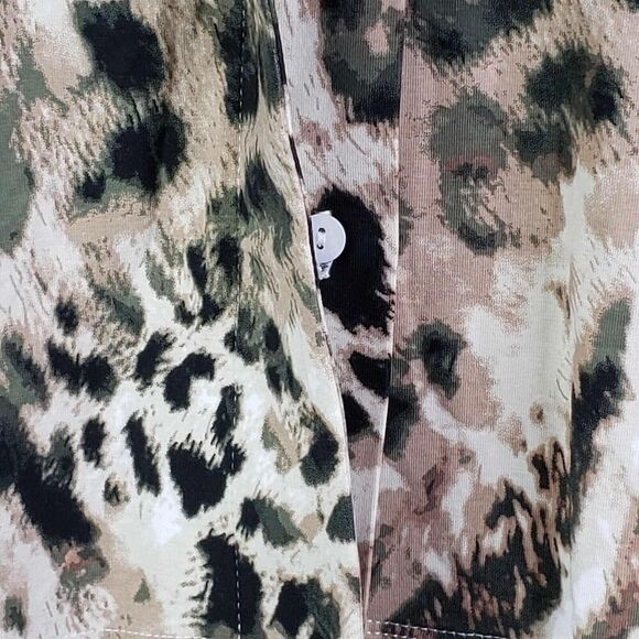 Wynne Layers Shirt Top Popover Tunic Womens Plus 2X LS Animal Print Collared - Picture 6 of 11